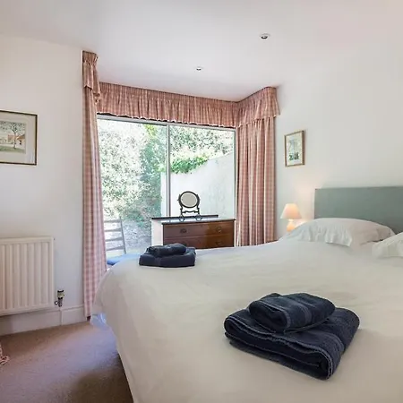 Carn Du 1 Holiday home *